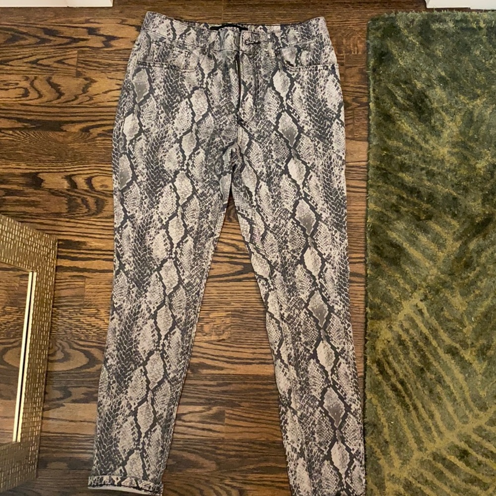 Lightly worn express jeans size 4R